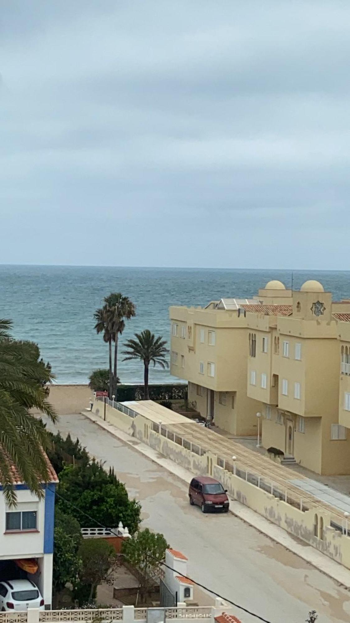 Vistas al mar playa de los Bovetes Dénia Exterior foto